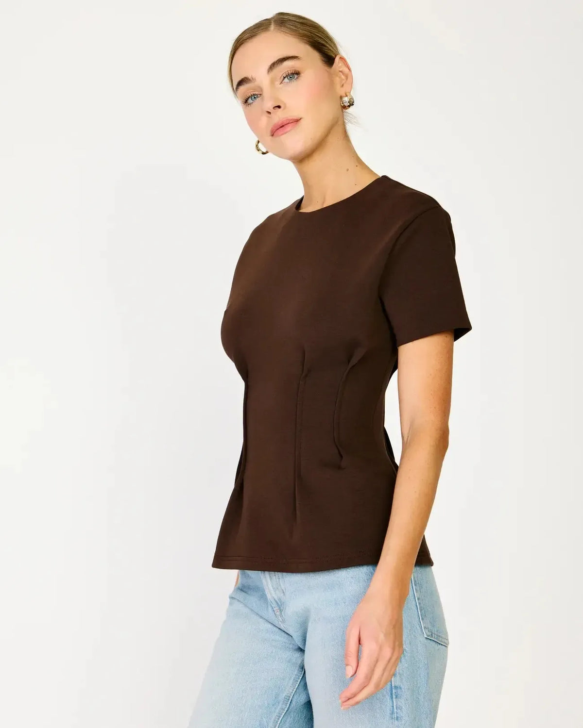 Line + Dot Coen Top- Dk Brown-Hand In Pocket