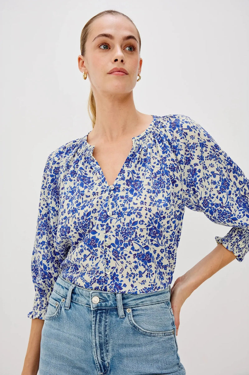 Rails Mariah Top- Blue Marguerite-Hand In Pocket