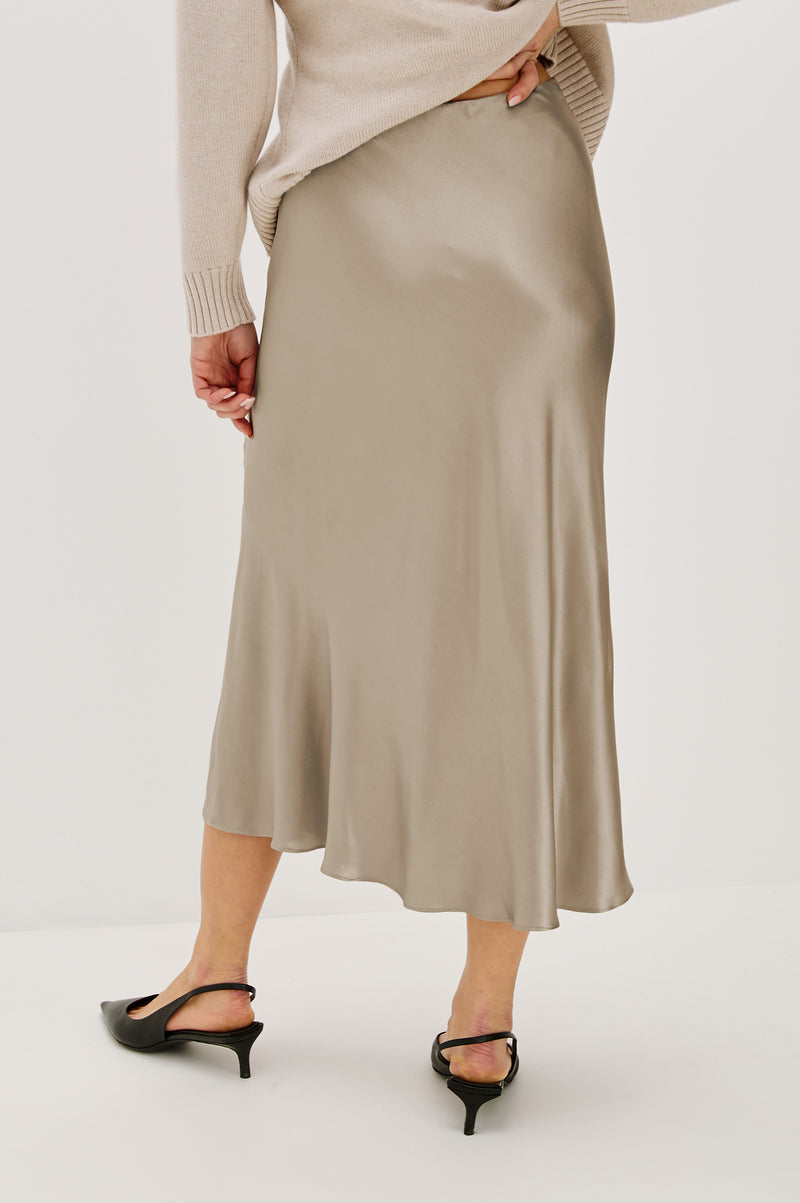 Rails Maya Midi Skirt- Mink-Hand In Pocket