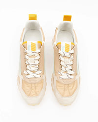 Oncept Toronto - Oak-Hand In Pocket