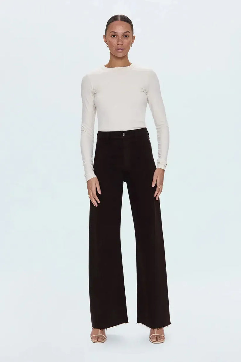 Pistola Penny Jean- Mocha-Hand In Pocket