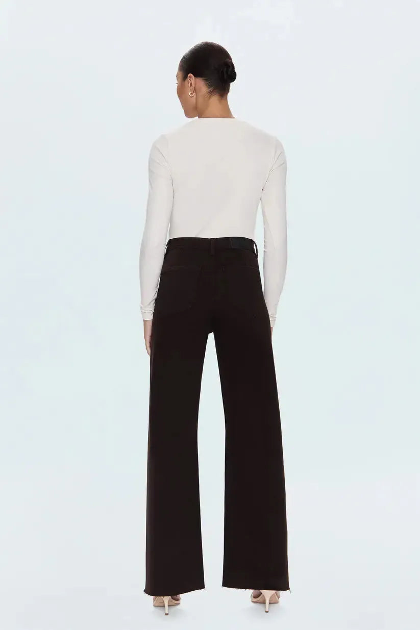 Pistola Penny Jean- Mocha-Hand In Pocket