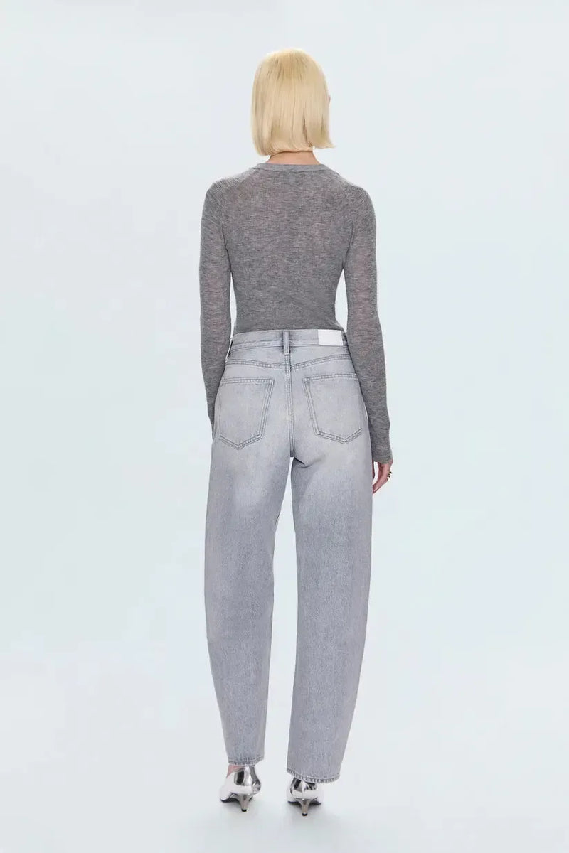 Pistola Wes Jean- Enigma-Hand In Pocket