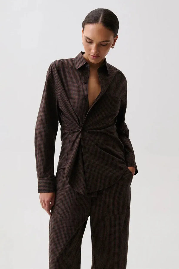 Pistola Mila Wrap Top - Hot Toddy-Hand In Pocket