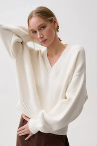 Pistola Nika Heavyweight V Neck Sweater - White-Hand In Pocket