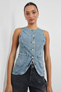 Rails Portola Vest- Blue Eyed Girl-Hand In Pocket