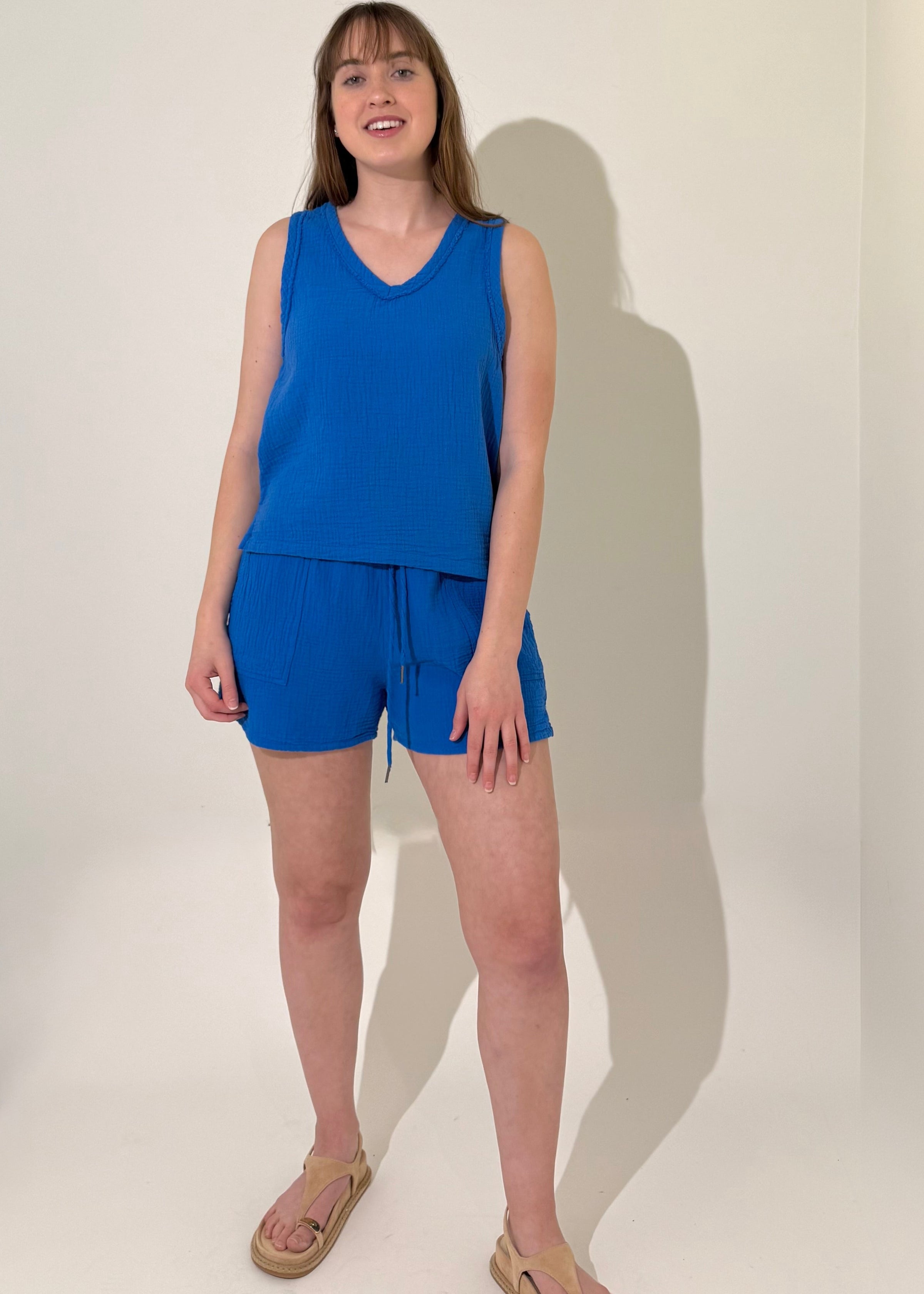Bobi Wide Leg Shorts - Bluejay-Hand In Pocket