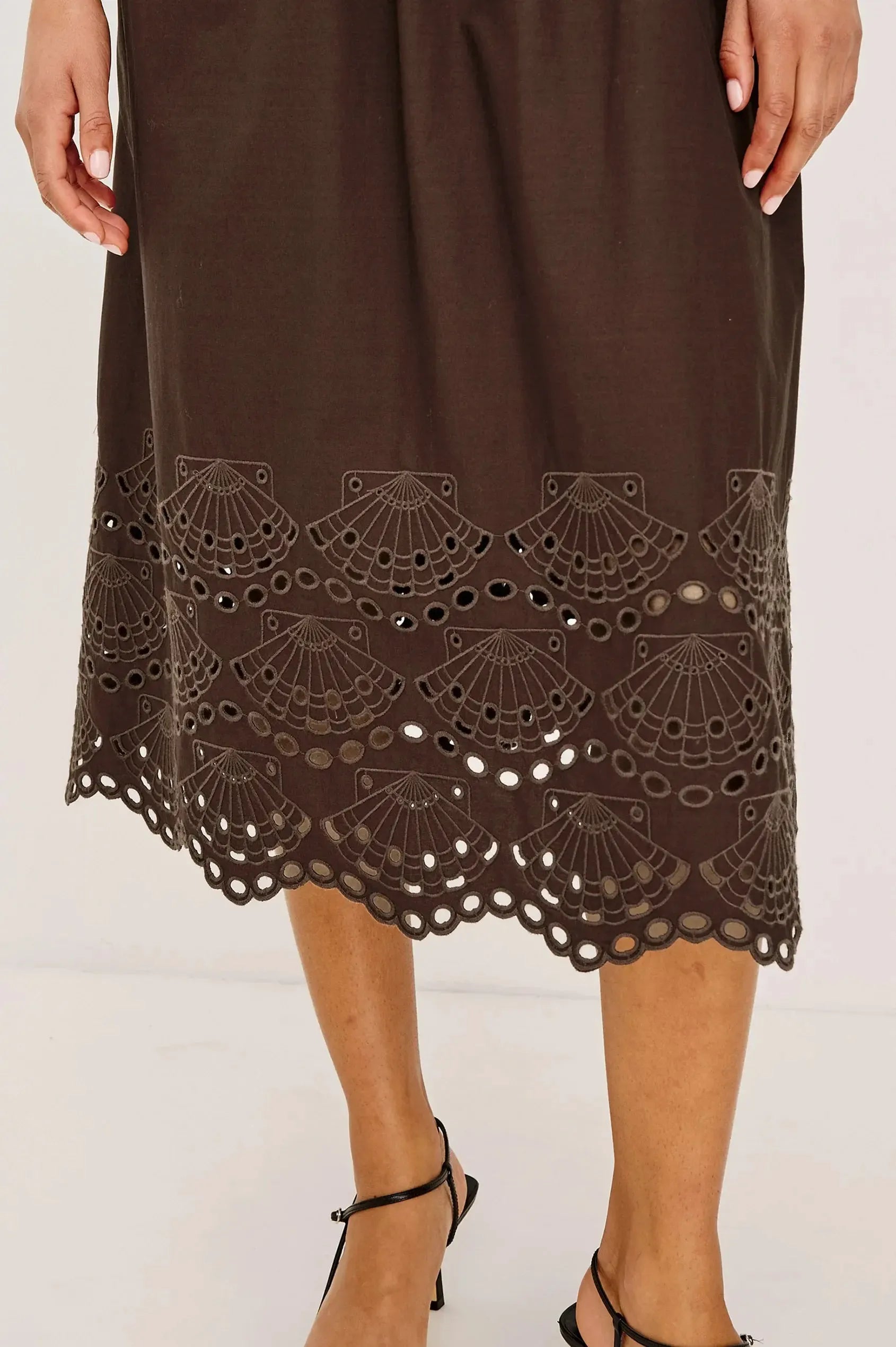 Rails Roxanne Dress - Espresso-Hand In Pocket