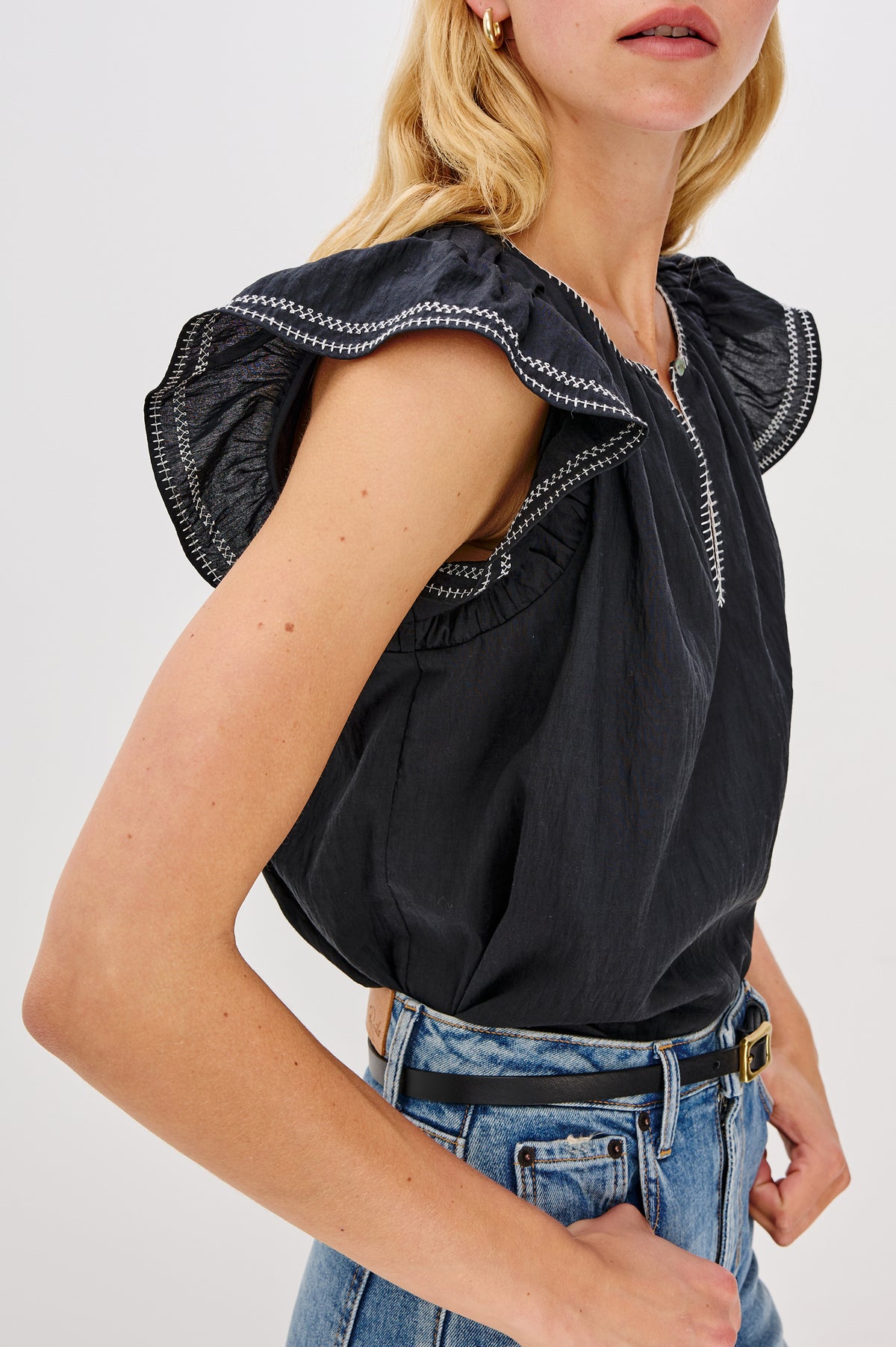 Rails Sable Top- Black-Hand In Pocket