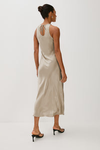 Rails Solene Dress -Mink-Hand In Pocket
