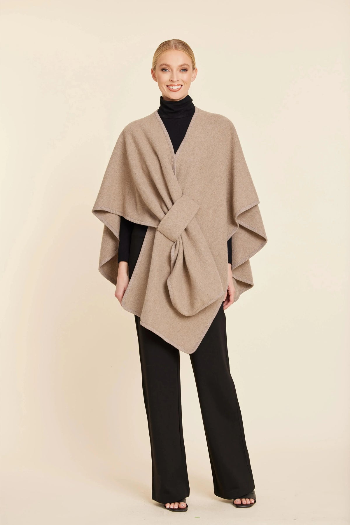 Dolce Cabo Knit Wrap - Taupe-Hand In Pocket
