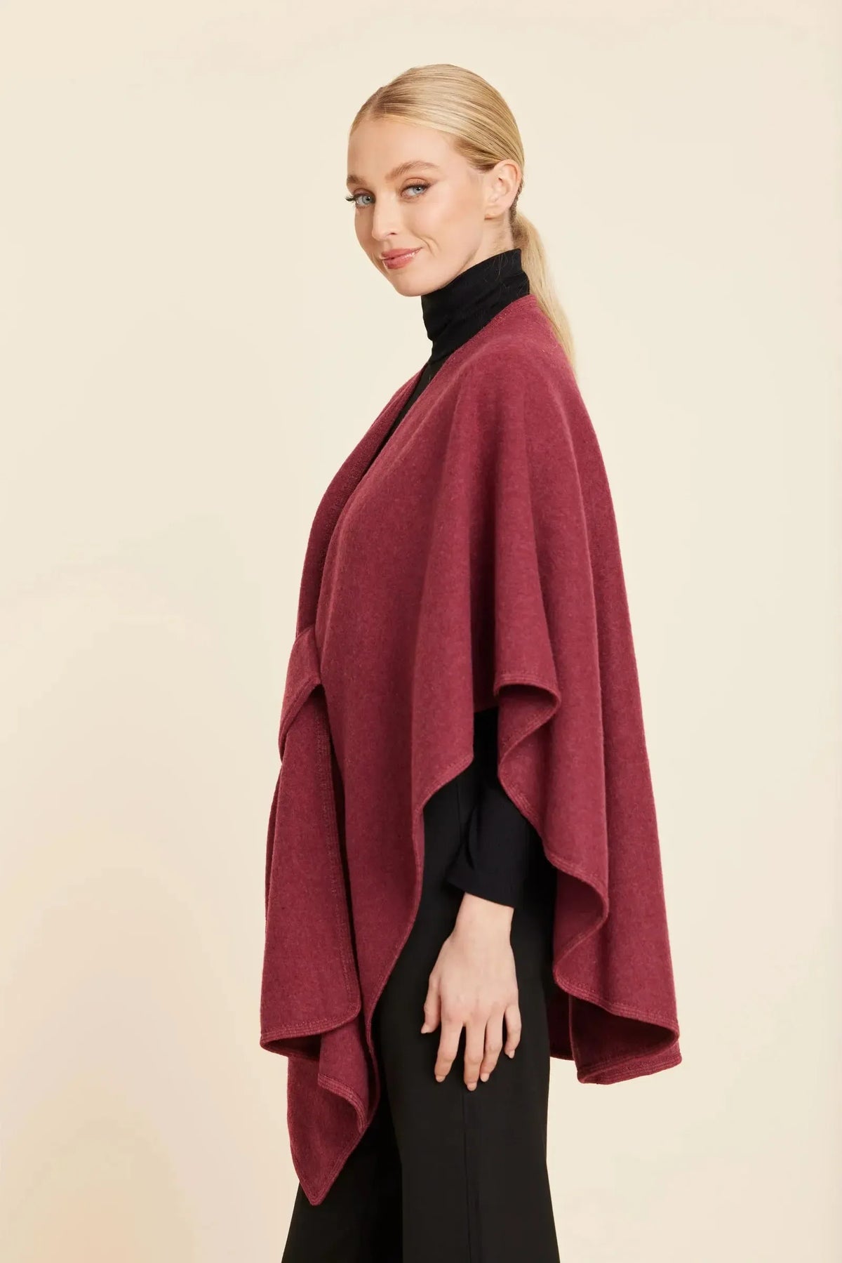 Dolce Cabo Knit Wrap - Burgundy-Hand In Pocket