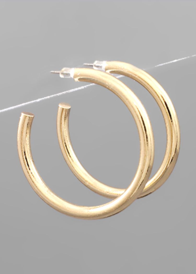 Veda Hoops-Hand In Pocket