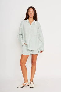 DRA Matera Top - Mint-Hand In Pocket