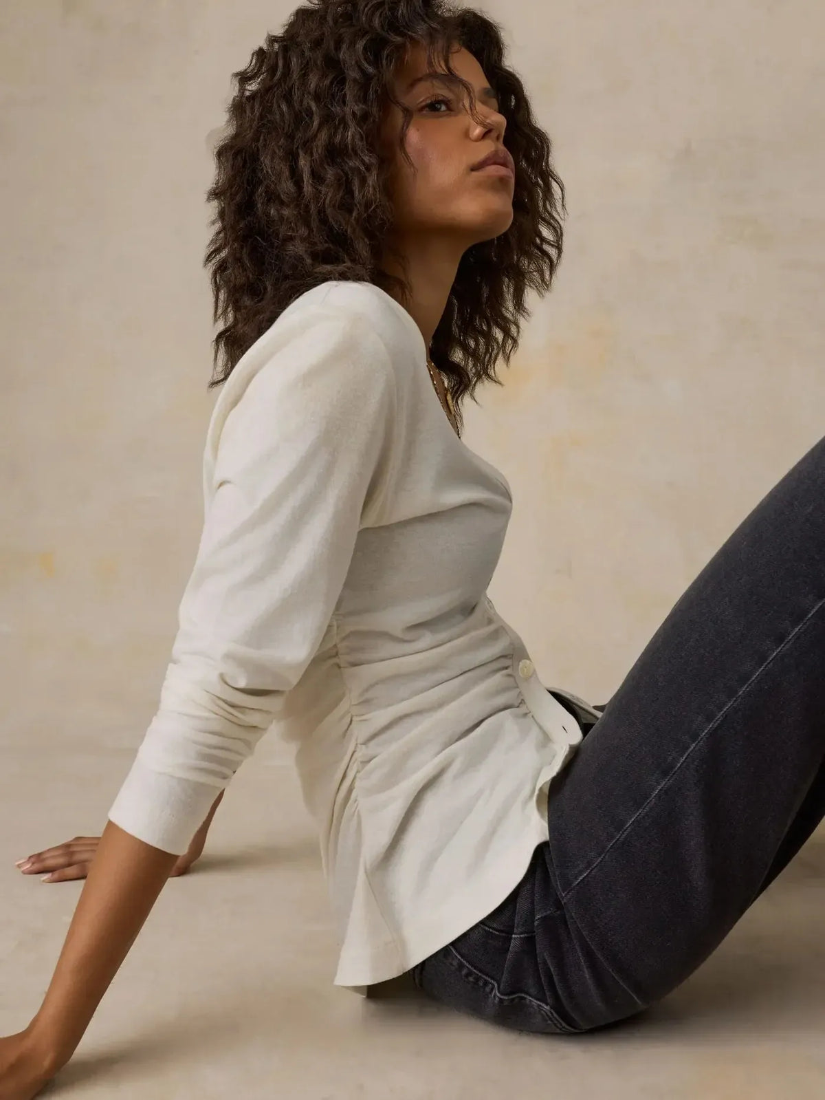 Faherty Cotton Hemp LS Top - White-Hand In Pocket