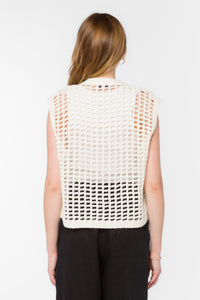 Velvet Heart Wren Vest - Optic White-Hand In Pocket
