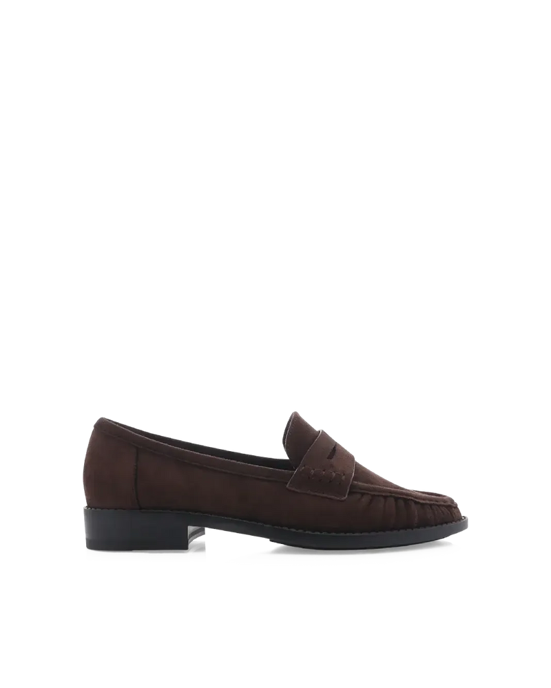 Billini Zaccai Loafer-Dark Chocolate-Hand In Pocket