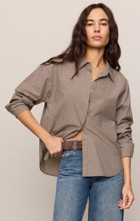 Z Supply On Duty Gingham Button Up Top - Dark Chocolate-Hand In Pocket