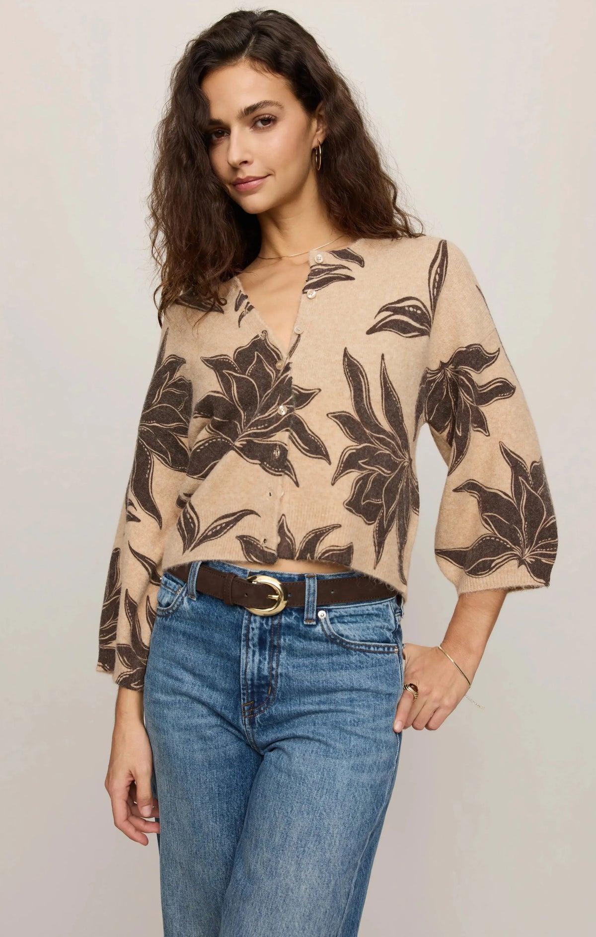 Z Supply Valor Floral Cardigan - Soft Ecru-Hand In Pocket