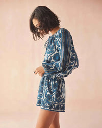 Omika Tiya Blouse - Tessa Santorini-Hand In Pocket