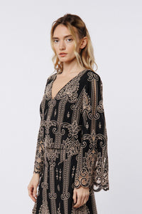 Ciebon Beck Two-Tone Cutout Top - Black/Taupe-Hand In Pocket