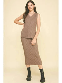 Zoe Sweater Vest- and Skirt Set- Taupe-Hand In Pocket