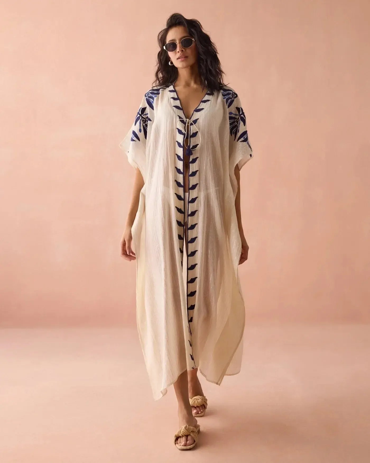 Omika Blanca Kimono - Adra Marlin-Hand In Pocket