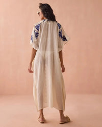 Omika Blanca Kimono - Adra Marlin-Hand In Pocket