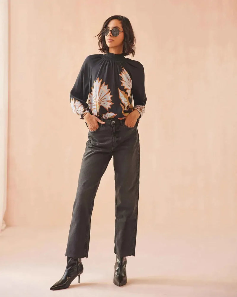 Omika Brooke Blouse - Mattia Obsidian-Hand In Pocket