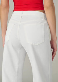 Joe’s Jeans The Wilder Relaxed Barrel- White-Hand In Pocket