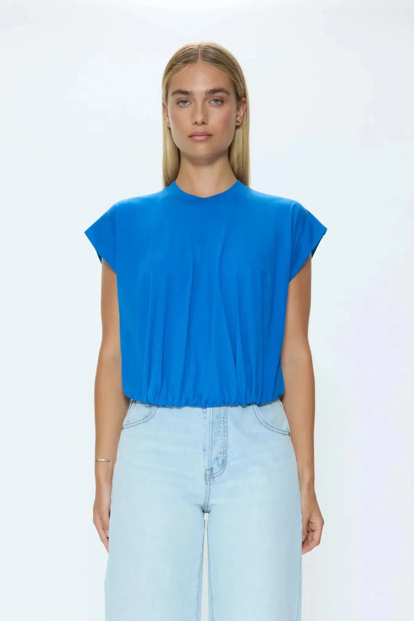 Pistola Millie Tee - Dusk-Hand In Pocket