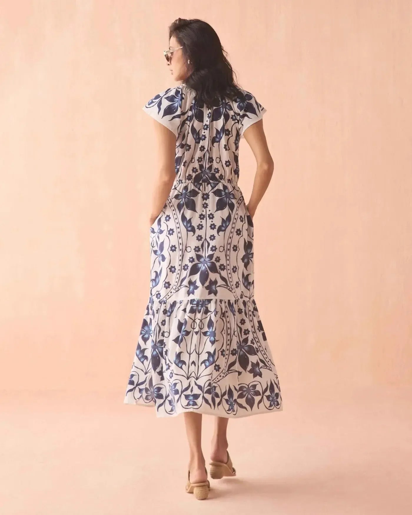 Omika Cora Midi - Ceci Bluestone-Hand In Pocket