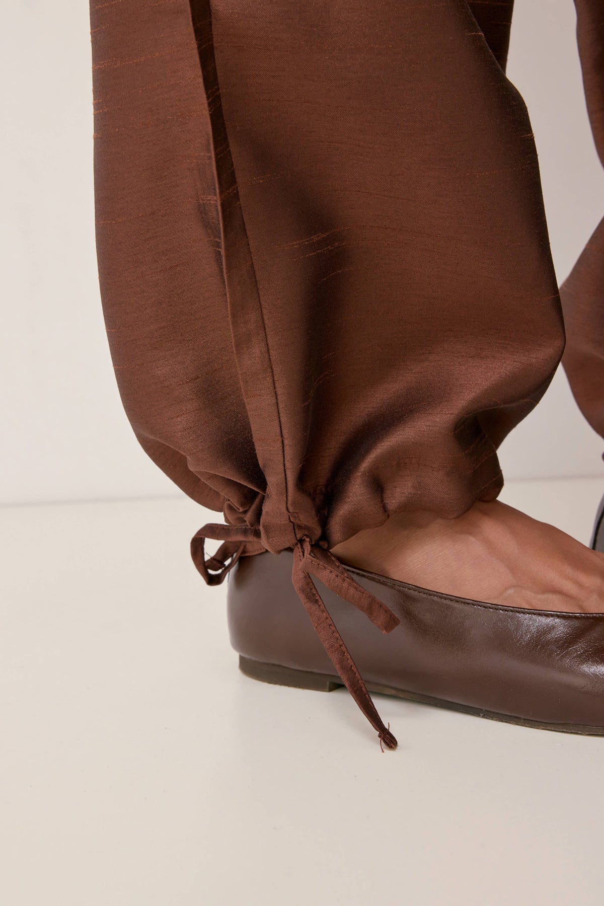 The Kylie Pants Tafetta Drawstring Pants - Brown