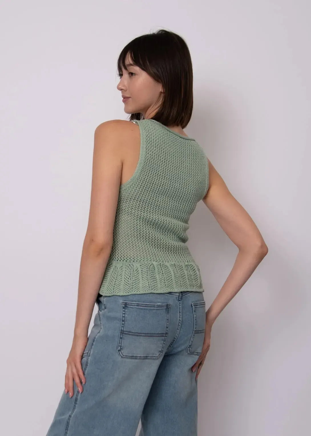 RD Style Malena Sleeveless Cardigan - Ivy-Hand In Pocket