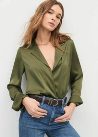 Favorite Daughter The Lily Top - Smoketree-Hand In Pocket