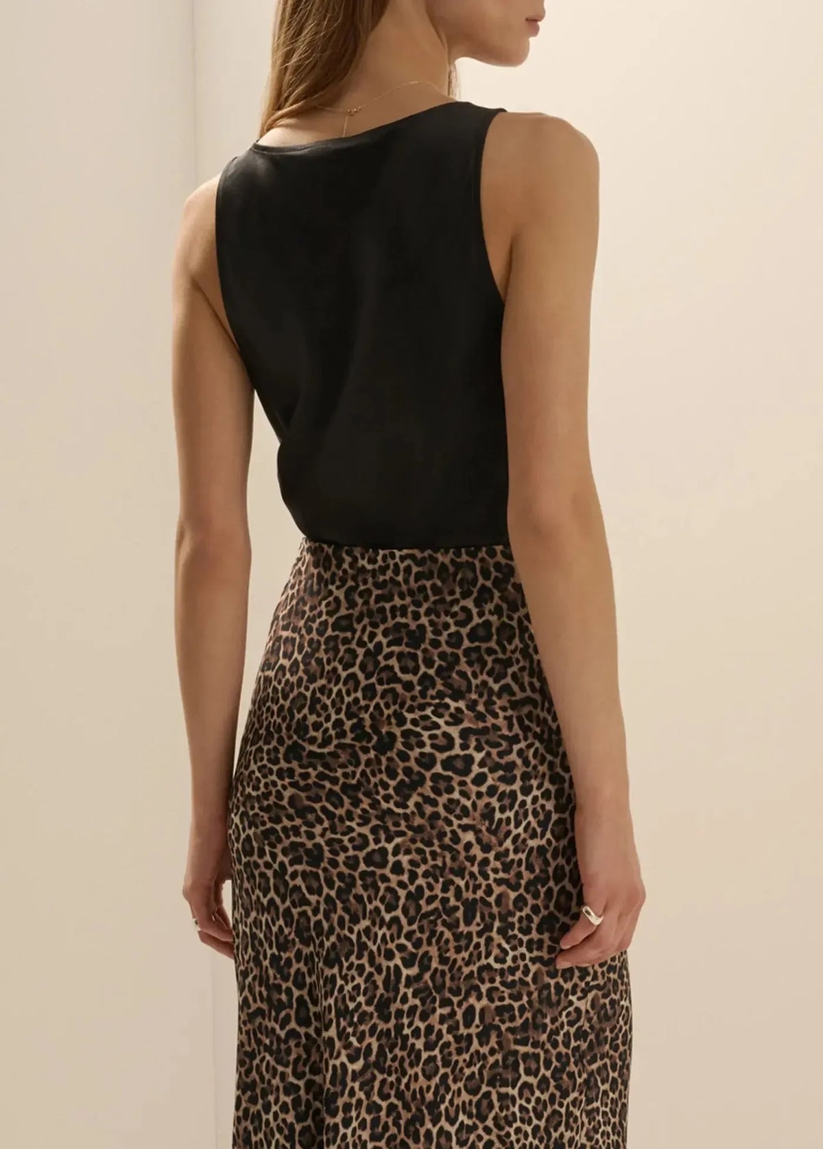 Favorite Daughter The Clean Cut Tank - Black-Hand In Pocket