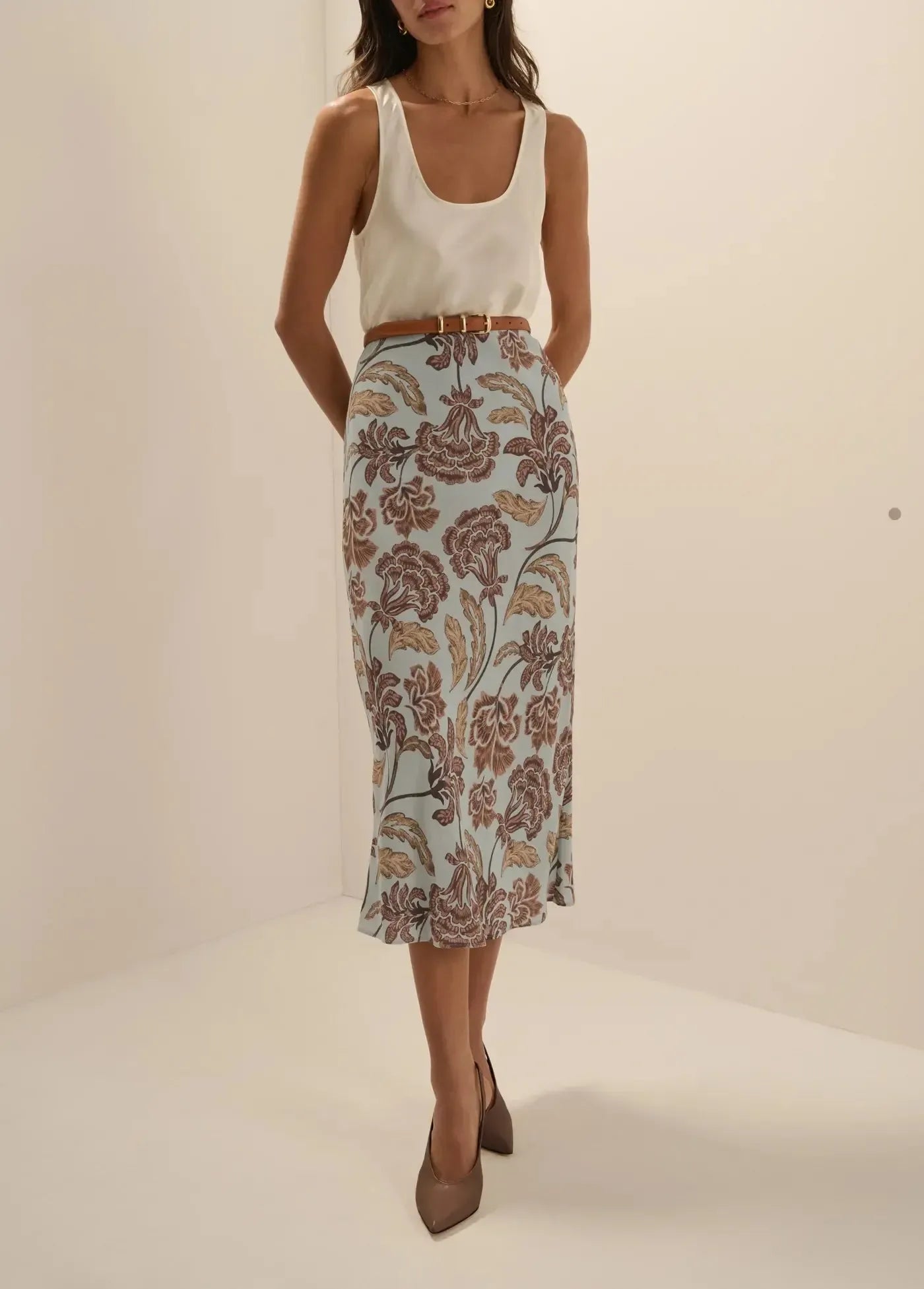 Favorite Daughter The Jojo Skirt - Sky Paisley Floral-Hand In Pocket
