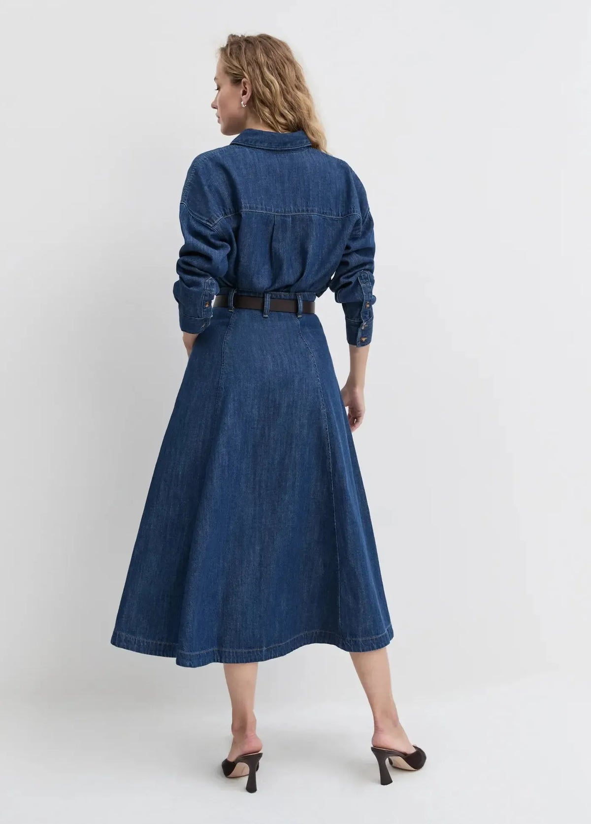 Favorite Daughter Lila Skirt - Mesa-Hand In Pocket