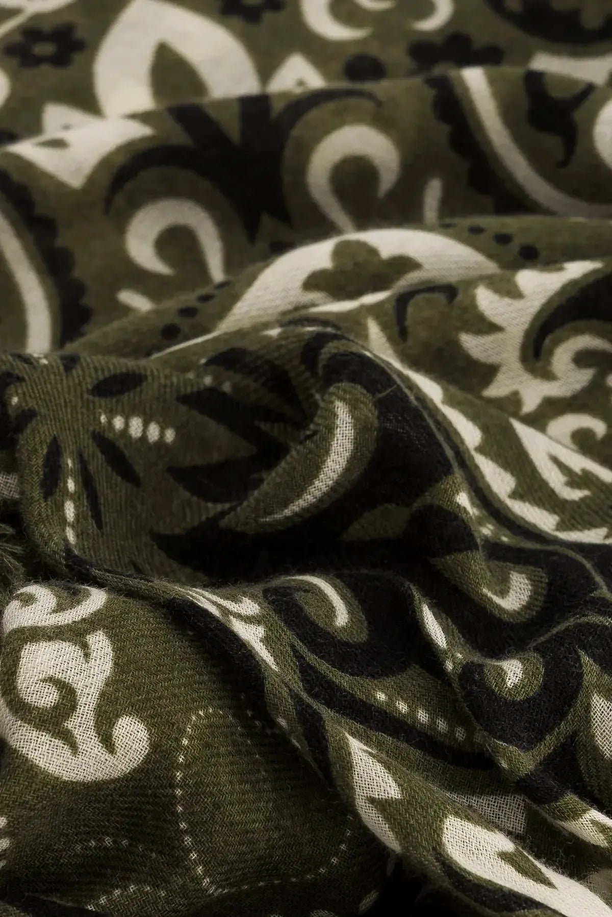 Colette Scarf Bandana - Khaki-Hand In Pocket