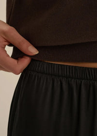 Favorite Daughter The Everything Pant - Black-Hand In Pocket