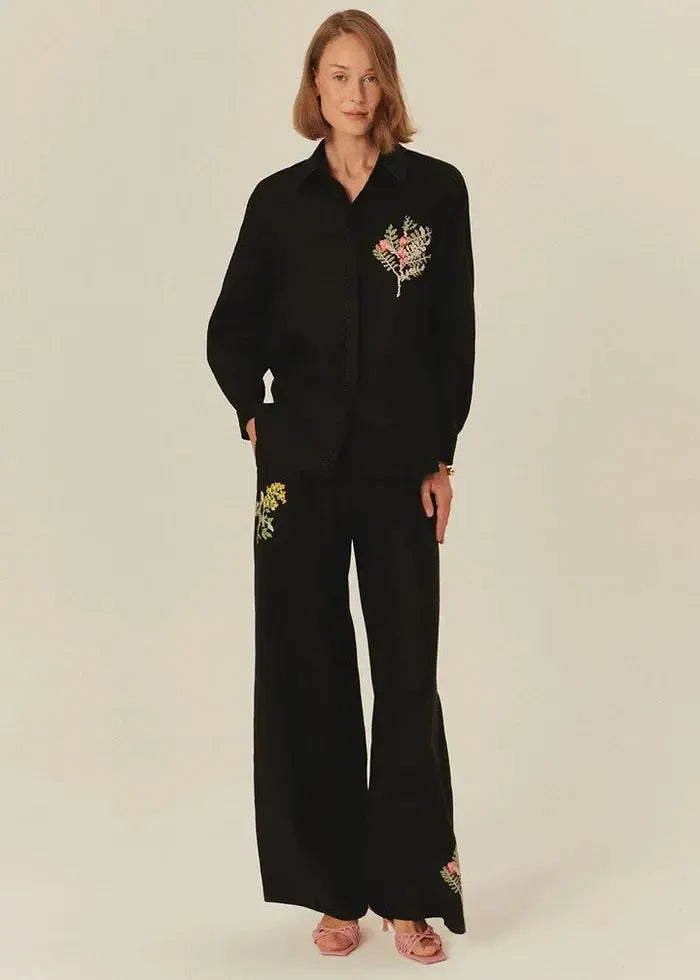 Exquise Avianna Shirt- Black-Hand In Pocket