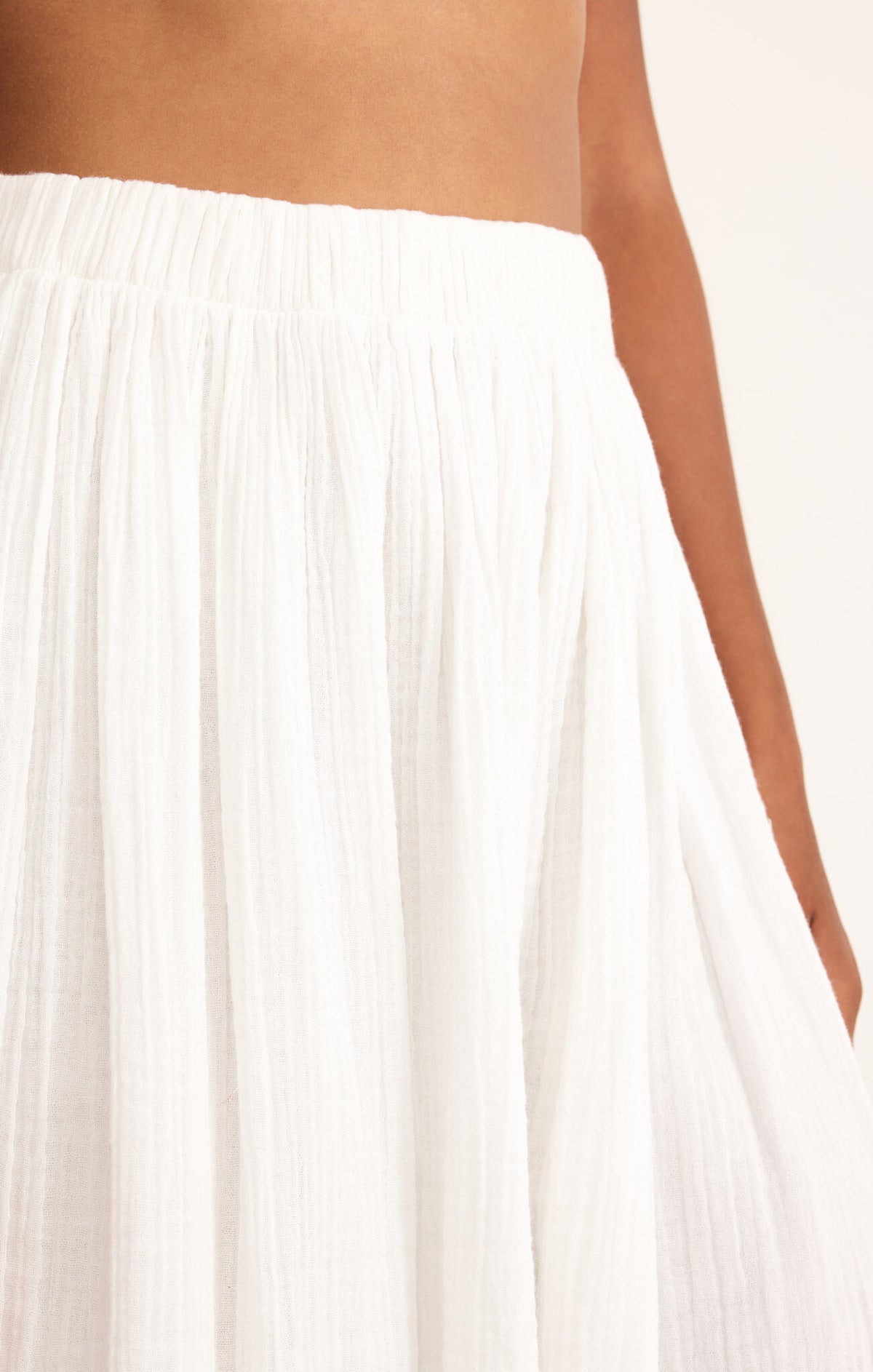 Z Supply Reina Airy Skirt-White-Hand In Pocket