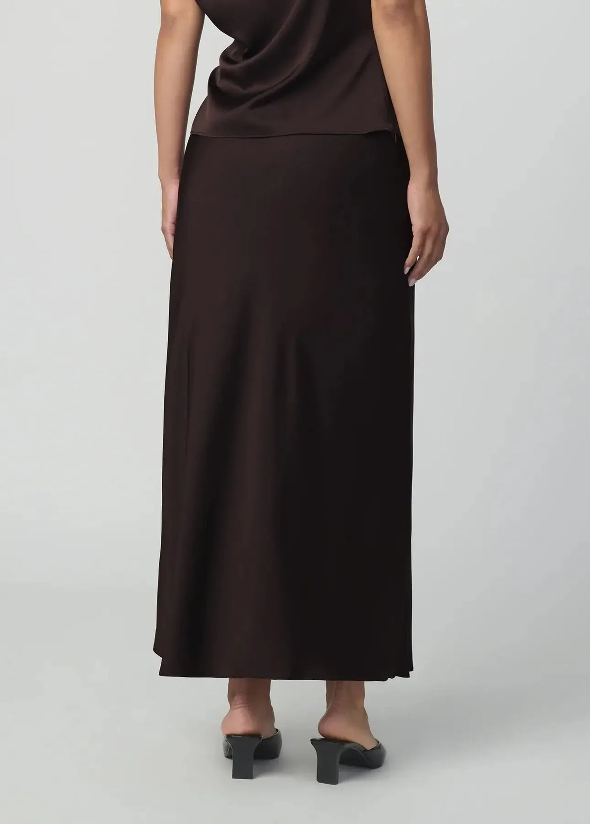 Joe's Jeans The Ines Maxi Skirt - Espresso-Hand In Pocket