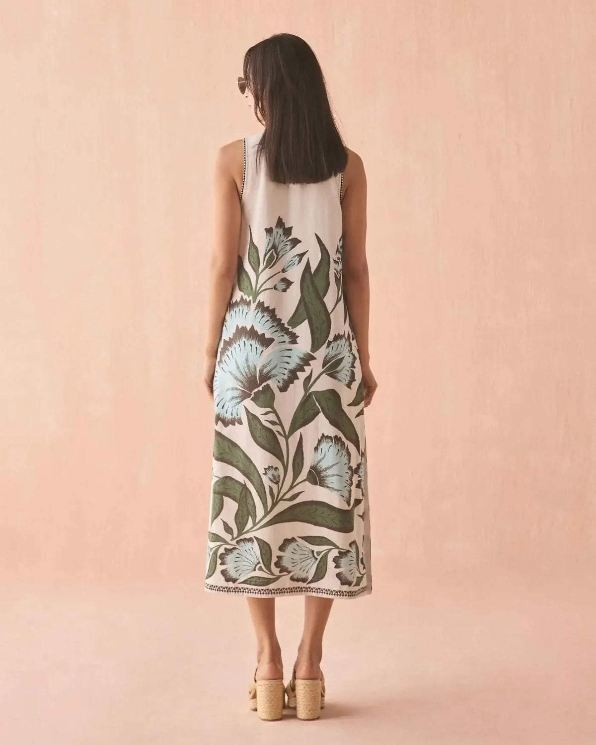 Omika Maggie Midi - Adelaide-Hand In Pocket