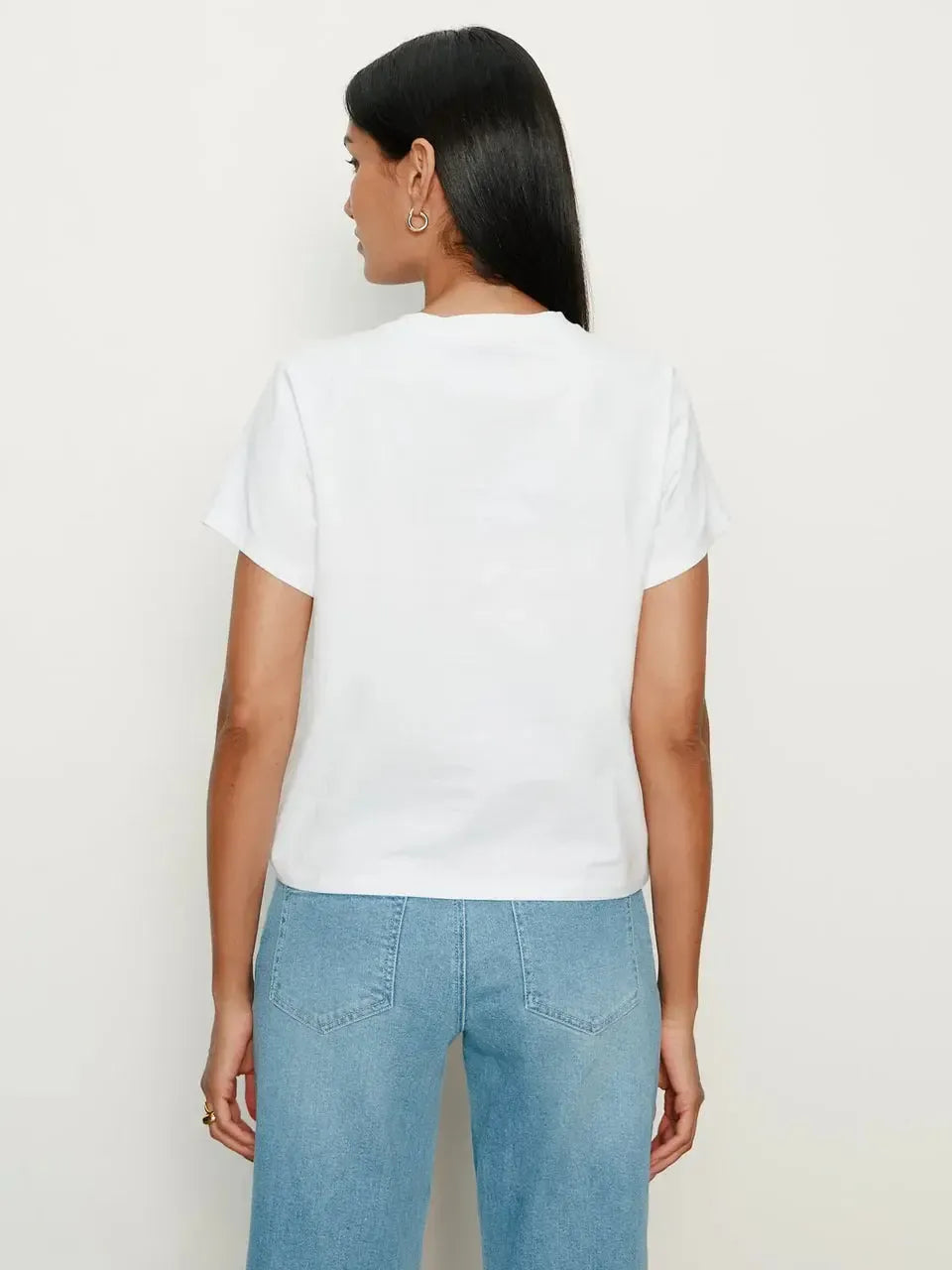 Sanctuary Timeless Tee- White-Hand In Pocket