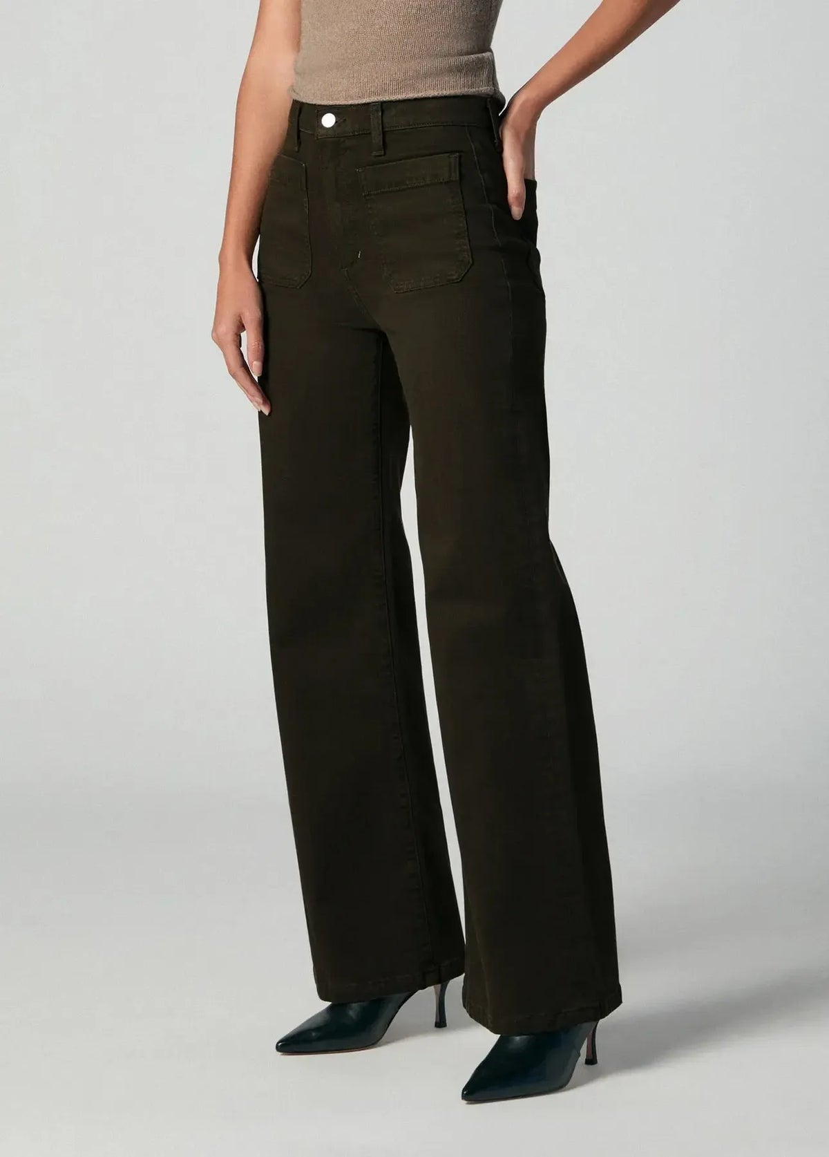 Joe's Jeans The Mia Patch Pocket - Olive-Hand In Pocket