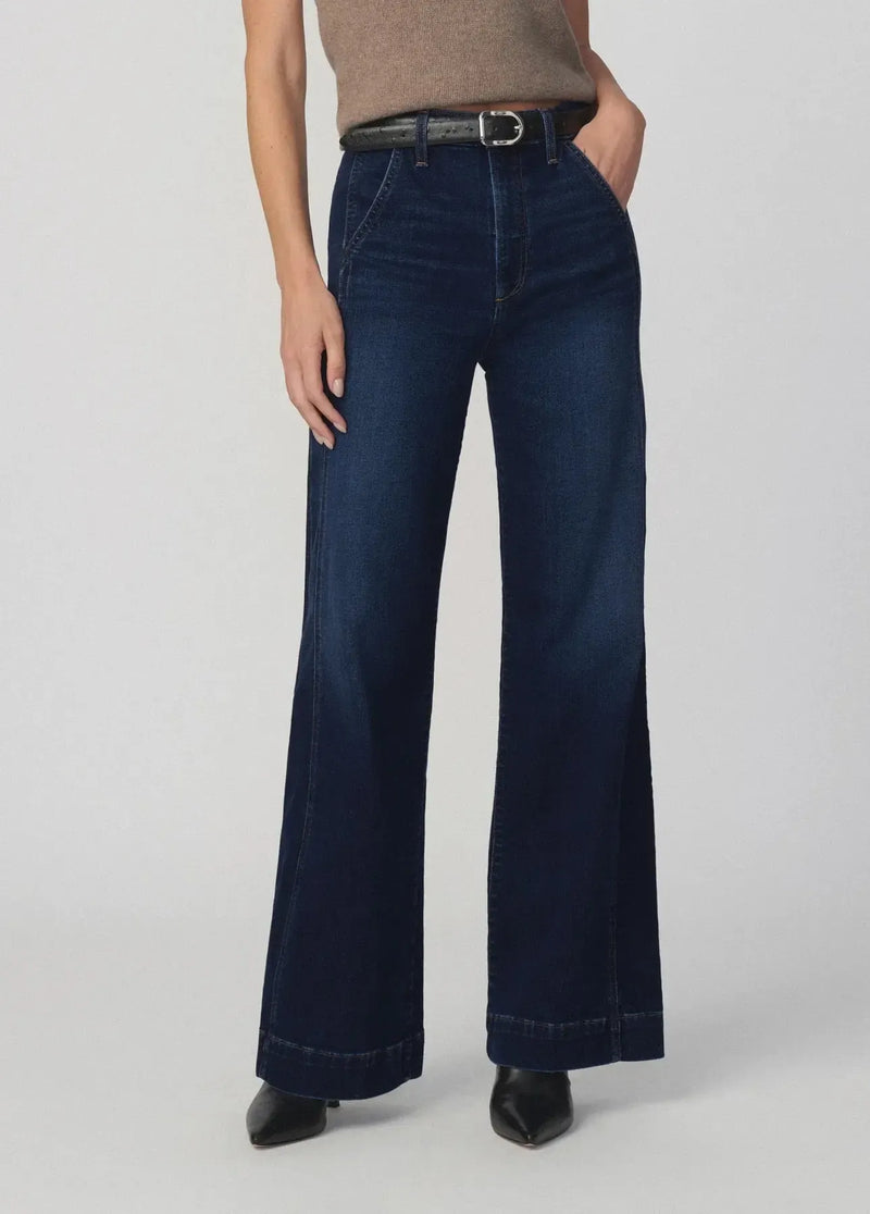 Joe's Jeans The Mia Paneled Trouser - Fascinate-Hand In Pocket