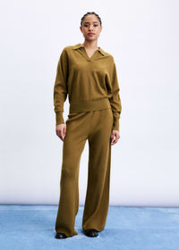 FRNCH Saxon Pants - Olive-Hand In Pocket