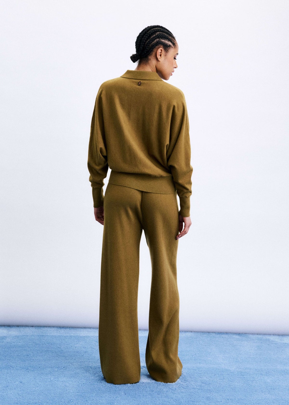 FRNCH Saxon Pants - Olive-Hand In Pocket