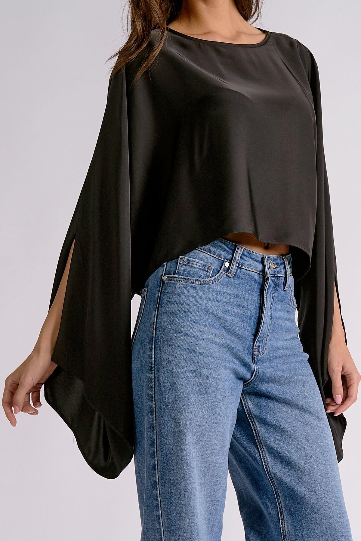 Elan Audrey Cropped Top - Black-Hand In Pocket